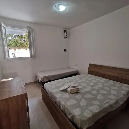 Apartament Eraclito 1 *